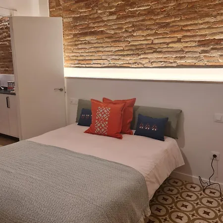 Poble Sec Charming Apartment Barcelona Exterior photo
