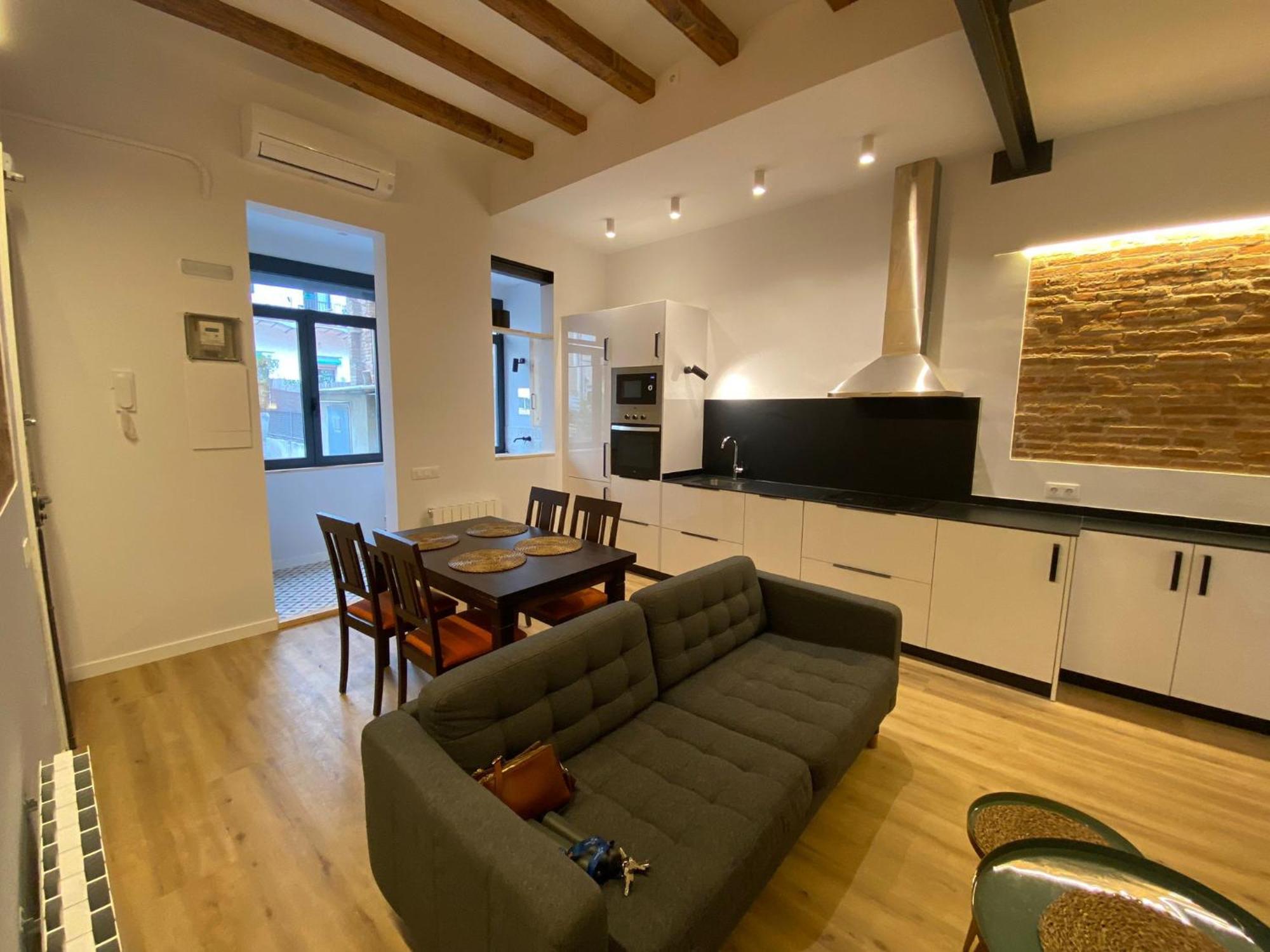 Apartament Poble Sec Charming Apartment