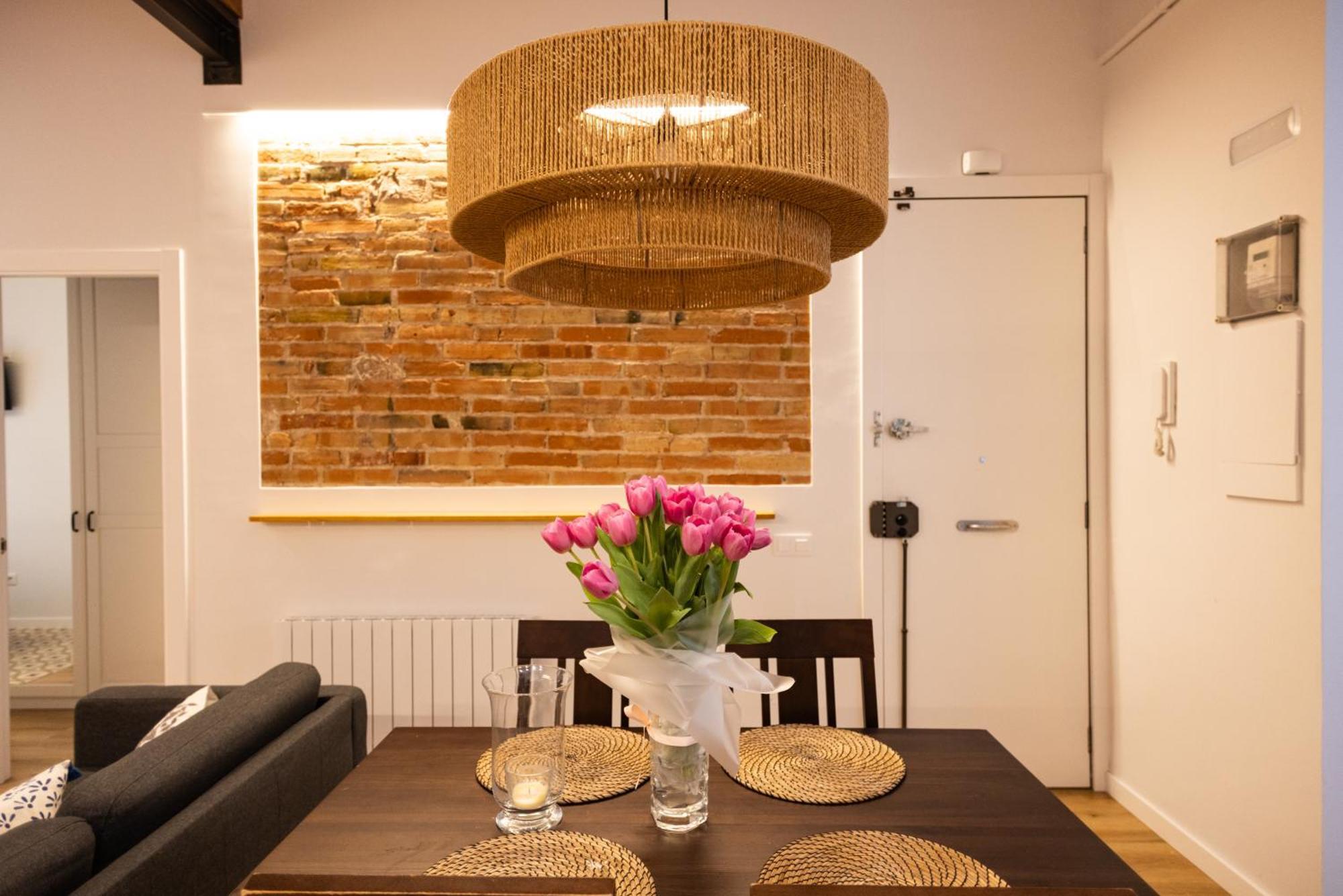 Poble Sec Charming Apartment Apartament *