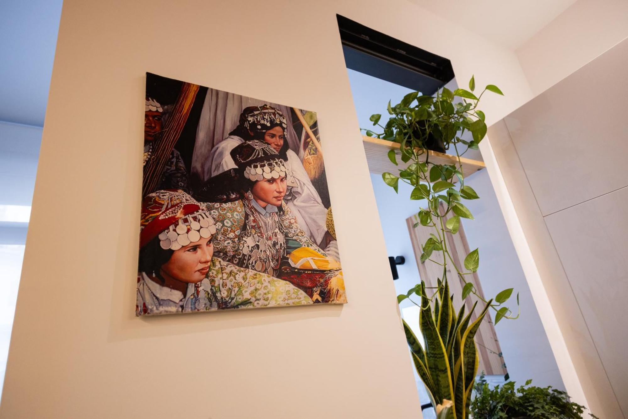 Apartament Poble Sec Charming Apartment *